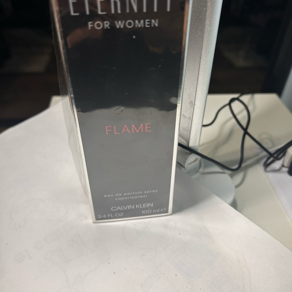 Calvin Klein Flame Eau de Parfum Spray